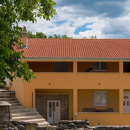 Country house And Budisa *